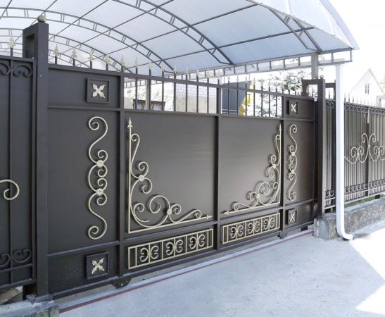 Металлические ворота в Горячем Ключе