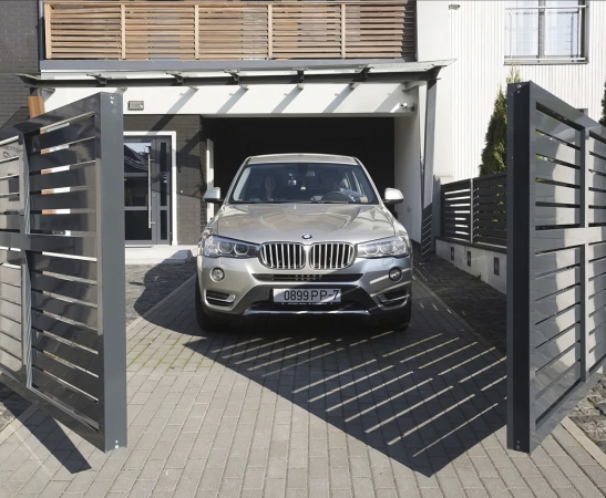 Ворота в Горячем Ключе